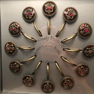 Enameled shower curtain hooks, set of 12, nwt, gold and deep red.